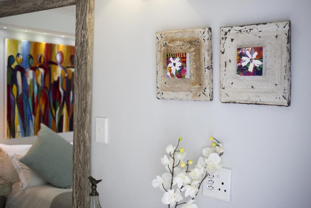 Luxury Upmarket Guesthouse 20 On 4Th Рюстенбург Экстерьер фото