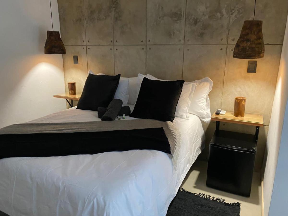Luxury Upmarket Guesthouse 20 On 4Th Рюстенбург Экстерьер фото