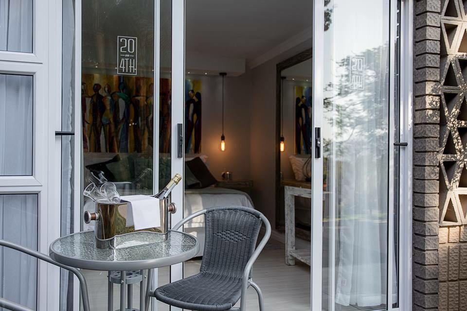 Luxury Upmarket Guesthouse 20 On 4Th Рюстенбург Экстерьер фото